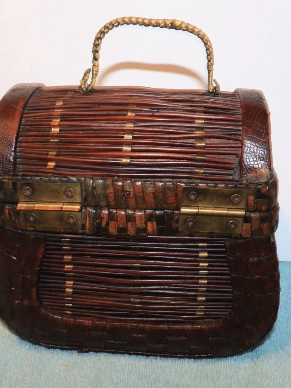 Vintage Woven Bamboo Rattan Storage Basket Box Hinged Lid Handle Latch Boho 7